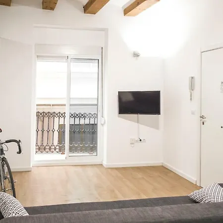 Ambrosio Flats - El Mercat 公寓 *